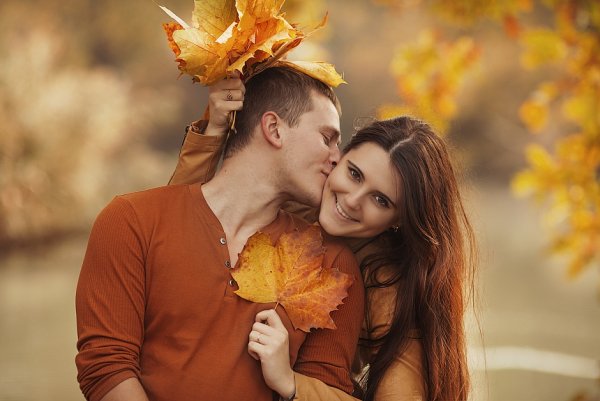 Осенняя фотосессия идеи для пары