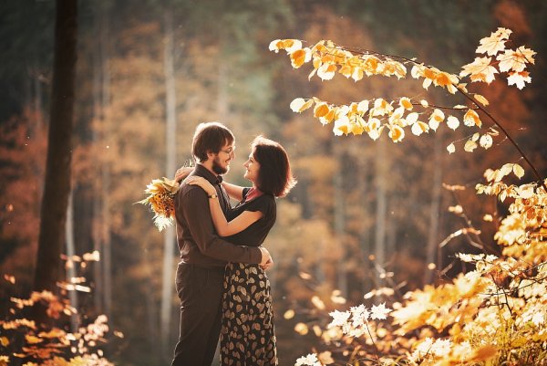 Влюбленные осенью