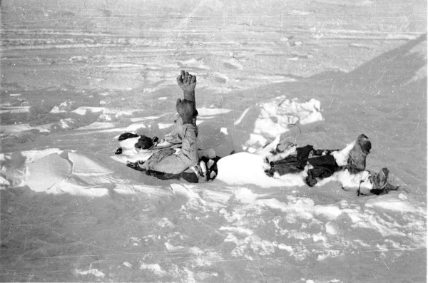 Замерзшие немцы под Москвой 1941