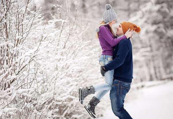 Зимняя фотосессия пары