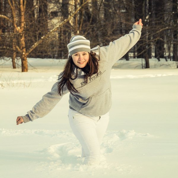 По пояс в снегу