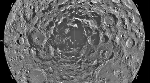 Южный полюс Луны