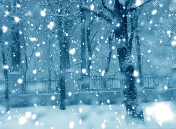 Падает снег за окном