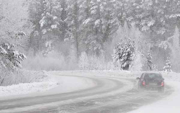 Буран зимой