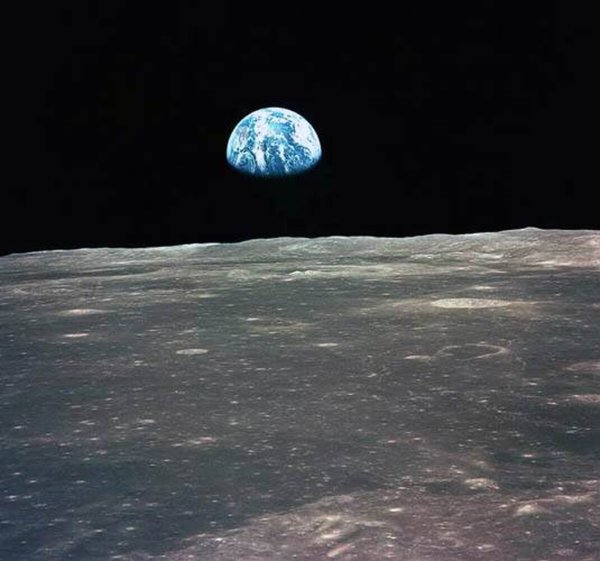 Восход земли Аполлон 8