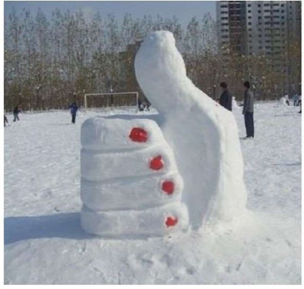 Знаменитые снежные скульптуры вновь появились в Губкине