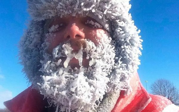 Иней на лице