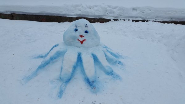 Несложные фигуры из снега