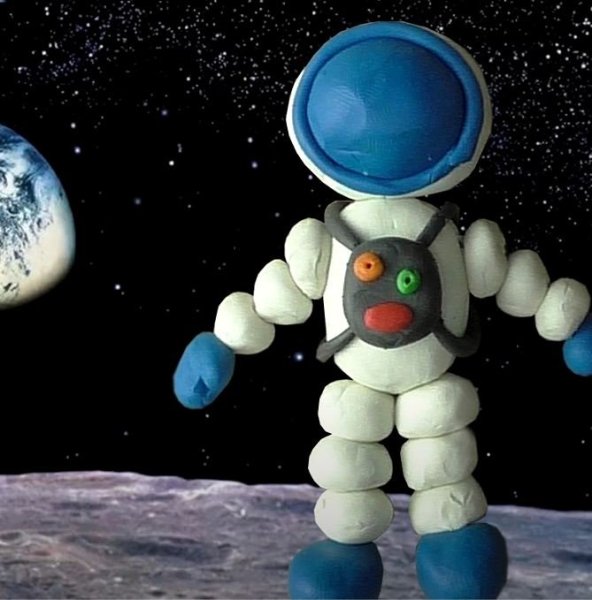 Поделка космонавт