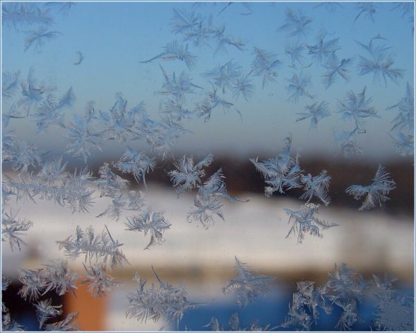 Кружение снежинок