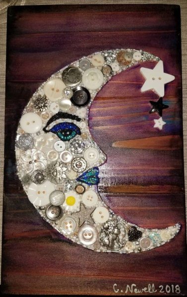 Поделка в виде Луны