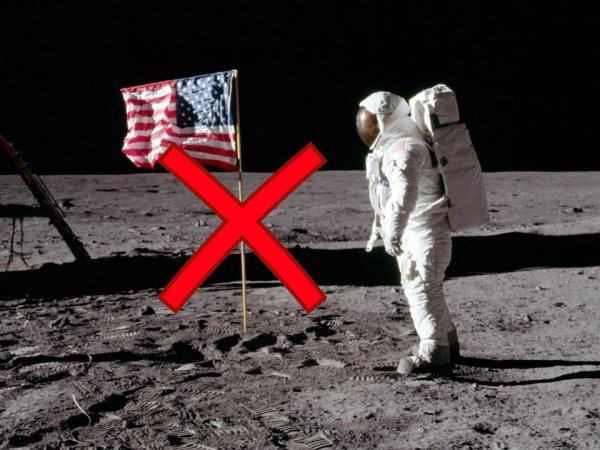 Американский флаг на Луне