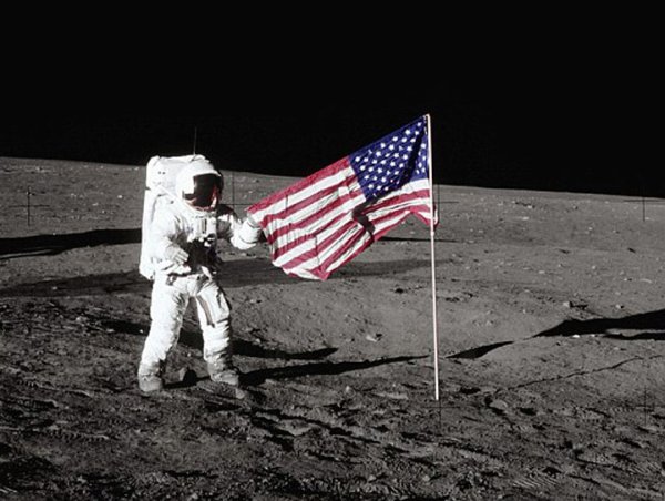США на Луне
