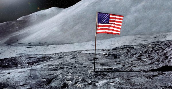 США на Луне