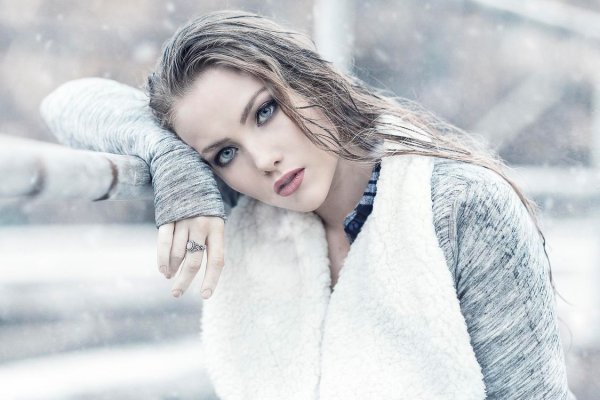 Алессандро ди Чикко блондинка