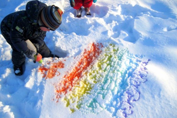 Цветной снег