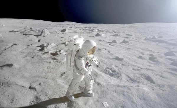 Фильм путешествие на луну 3д