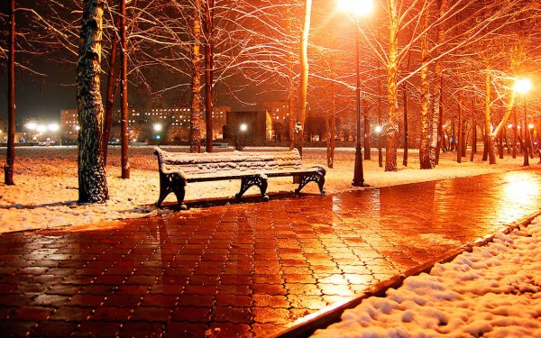 Снежная осень в городе