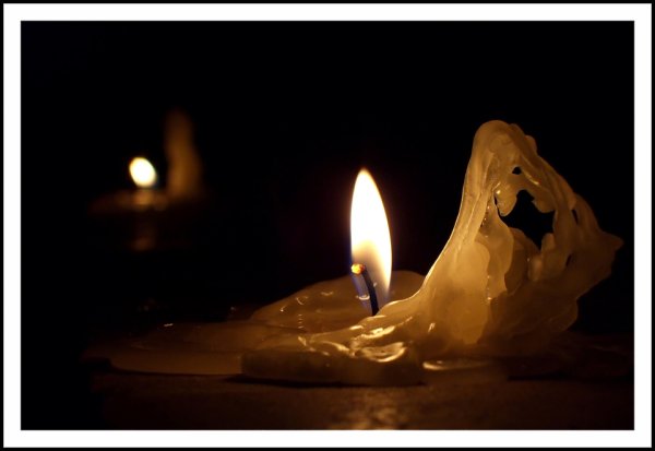 Догорающая свеча