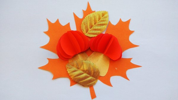 Осенние Листья ОРИГАМИ Как сделать осенние листья из бумаги Осенние поделки Easy Paper Leaves 折り紙 紅