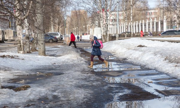 Ранняя Весна в городе
