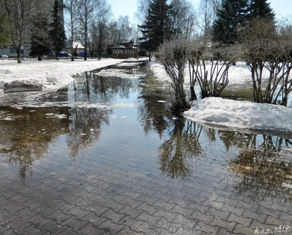 Апрель в городе