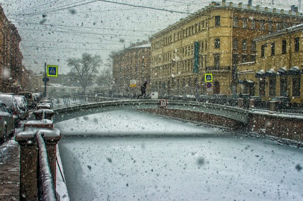 Первый снег в Питере