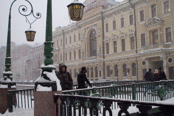 Спокойной ночи, снег в СПБ, Марсово поле, Михайловский замок зимой