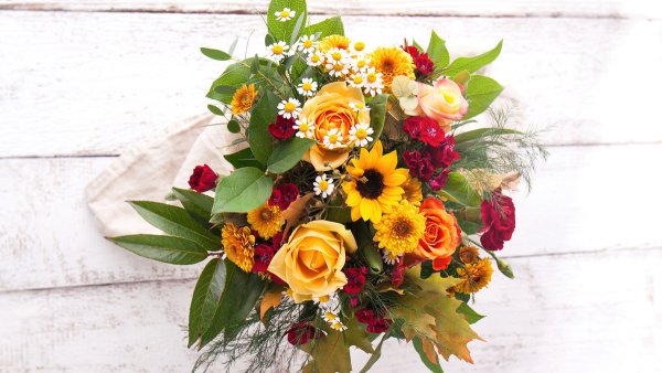 Букет на столе