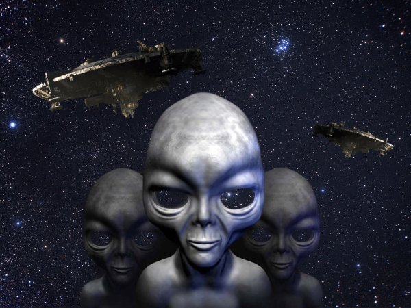 Семья инопланетян