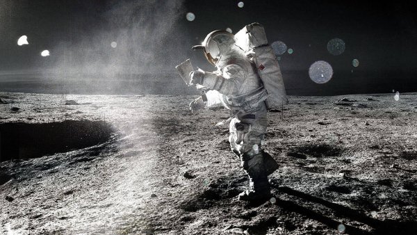 Луна космос НЛО