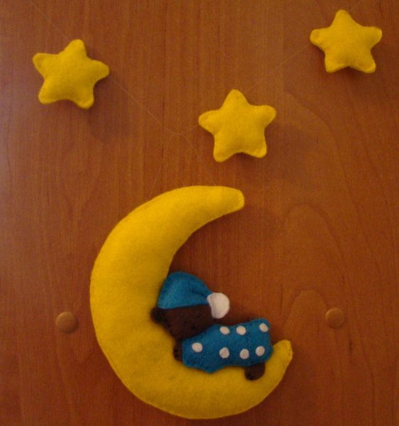 Луна и звезды из фетра