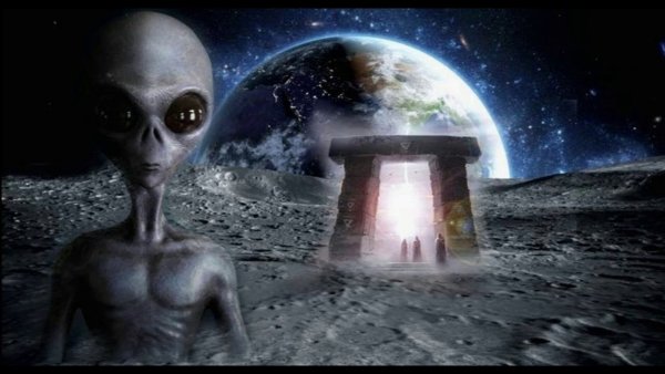 Пришельцы на Луне