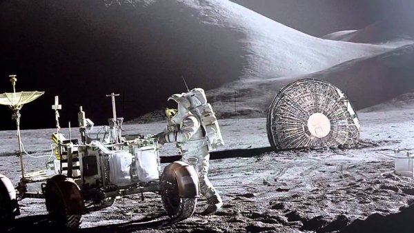 Врата Междумирья на Луне