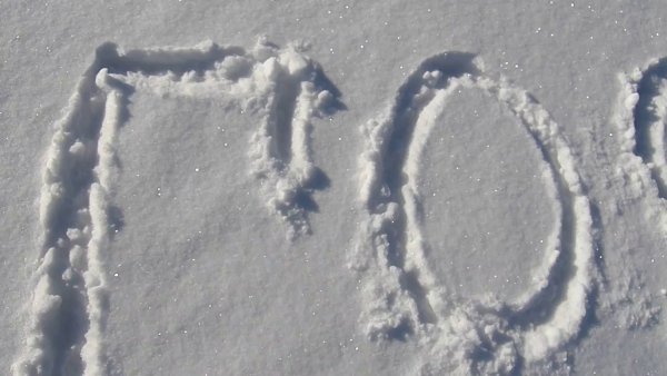 Надпись на снегу