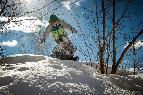 Прыжок в снег