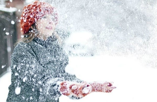 Снег рассыпается