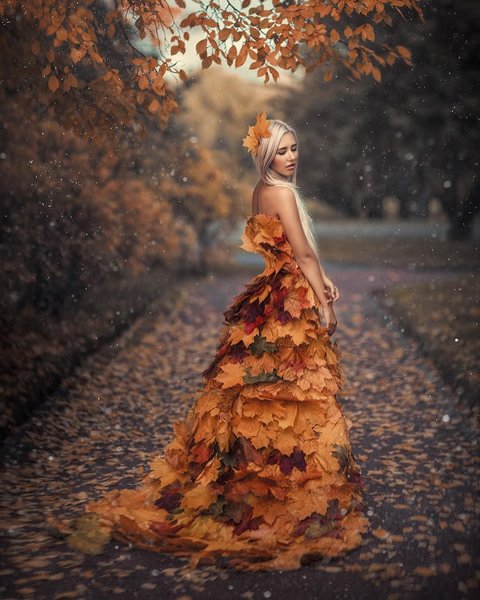 Женщина осень