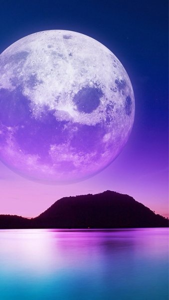 Красивая Луна