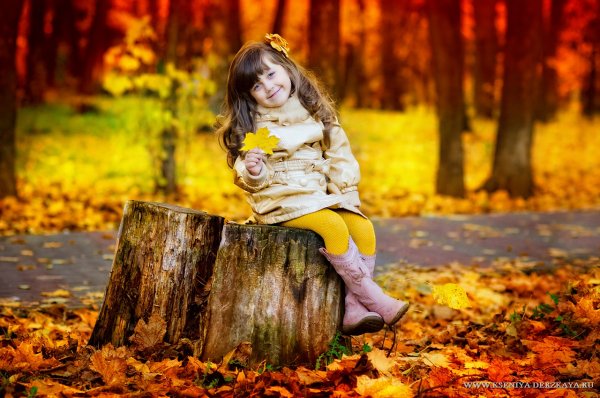 Фотосессия в осеннем лесу дочка 5 лет