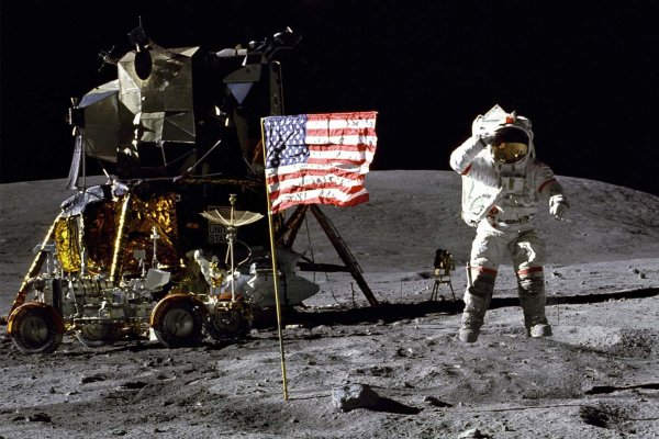 Нил Армстронг Базз Олдрин и Майкл Коллинз