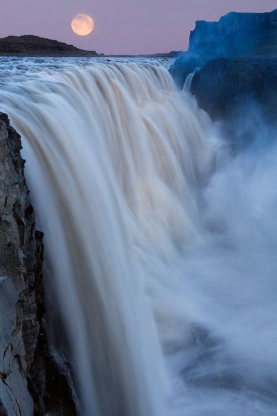 Лунный водопад