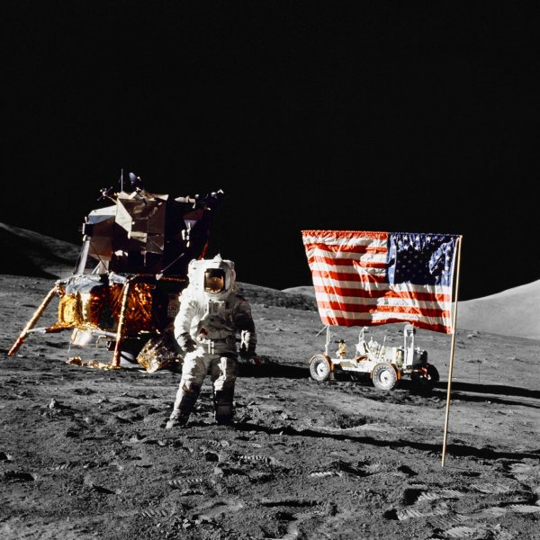 Harrison Schmitt Аполлон 17