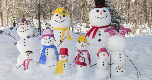 Пять снеговиков