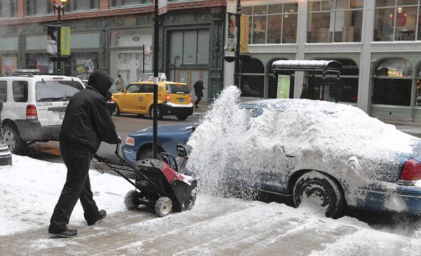 Уборка снега прикол
