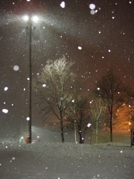 Красивый снегопад