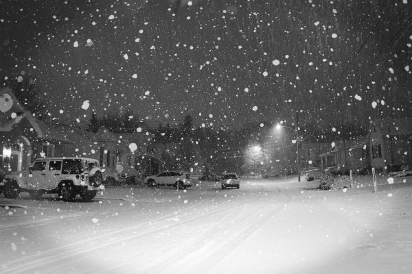 Снегопад на улице