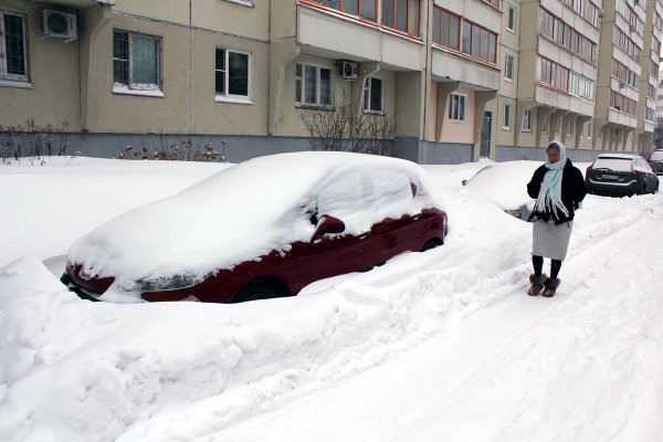 Сугробы в Москве
