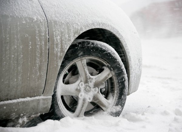 Застрял в снегу