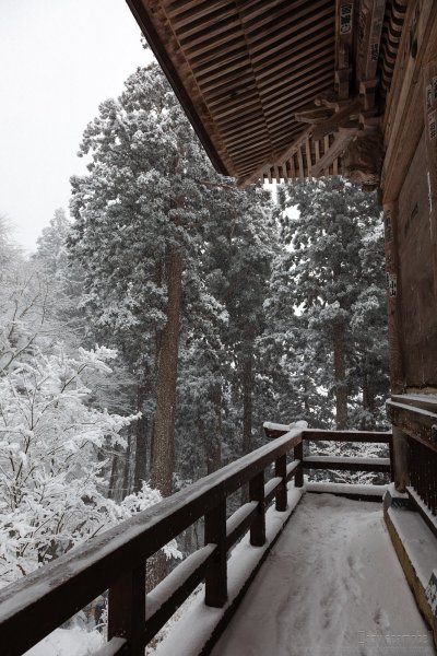 Зимний вид с балкона